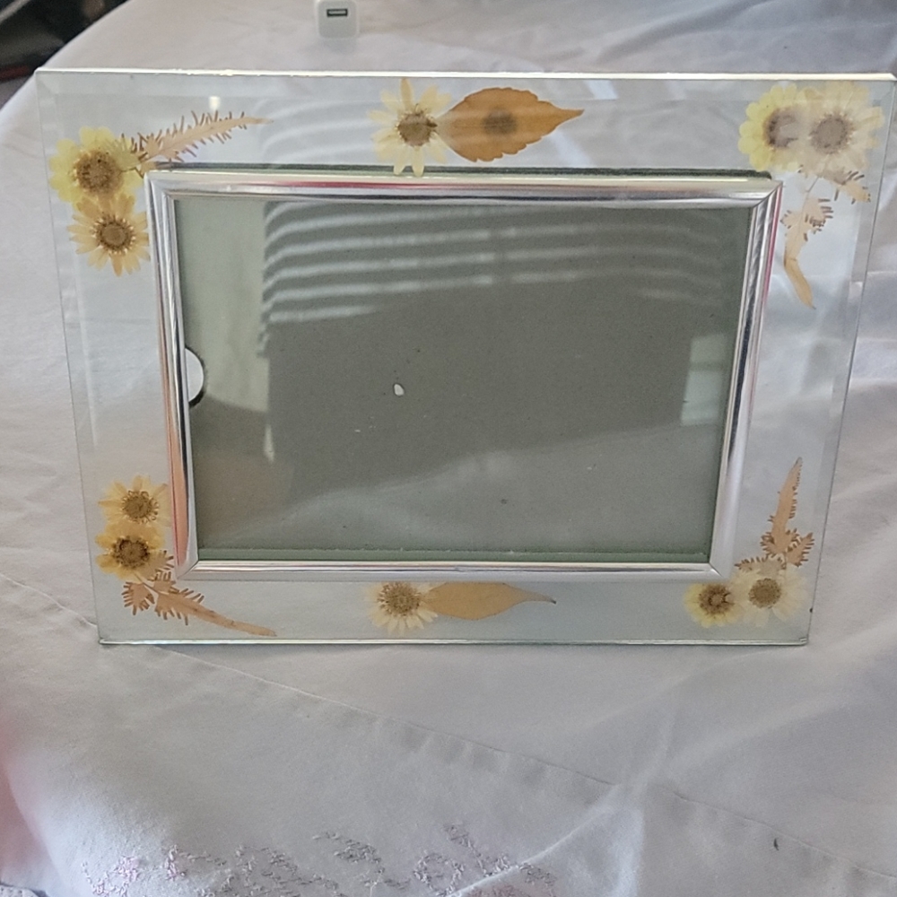Photo frame